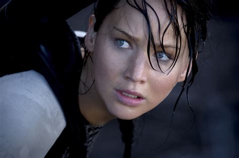 jennifer lawrence sexiest pics|Jennifer Lawrence’s Hottest Looks From The ‘Hunger Games